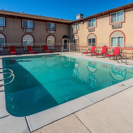 Red Roof Inn St George Ut - Convention Center セントジョージ エクステリア 写真