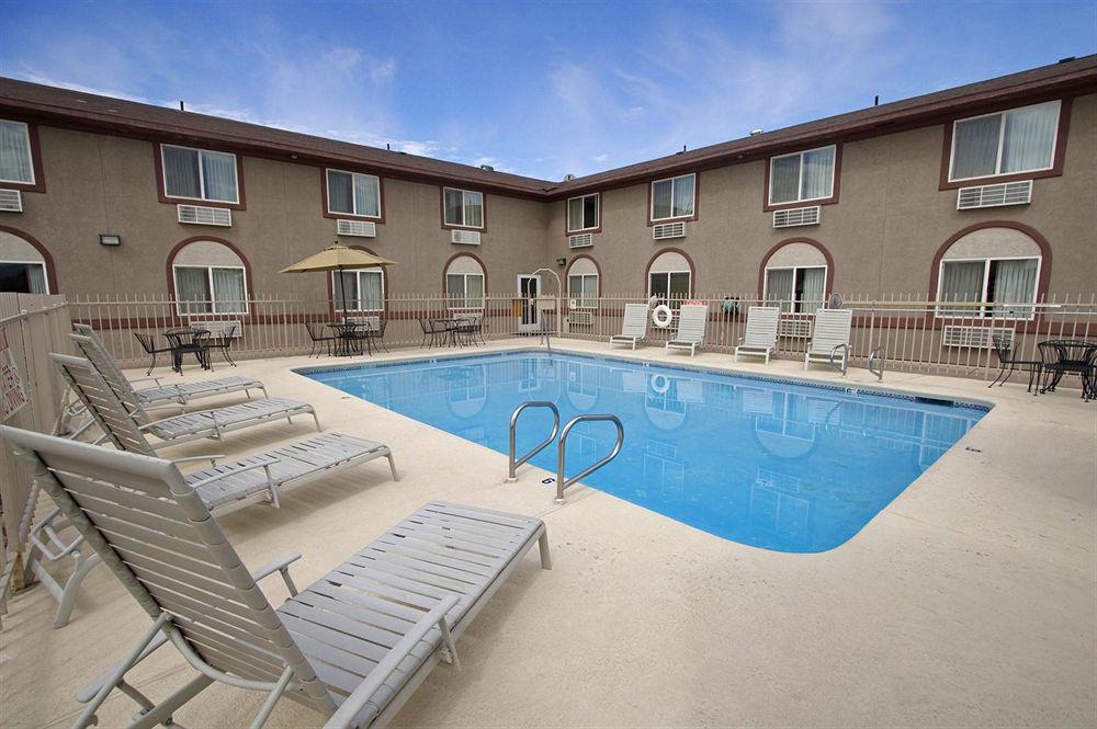 Red Roof Inn St George Ut - Convention Center セントジョージ エクステリア 写真