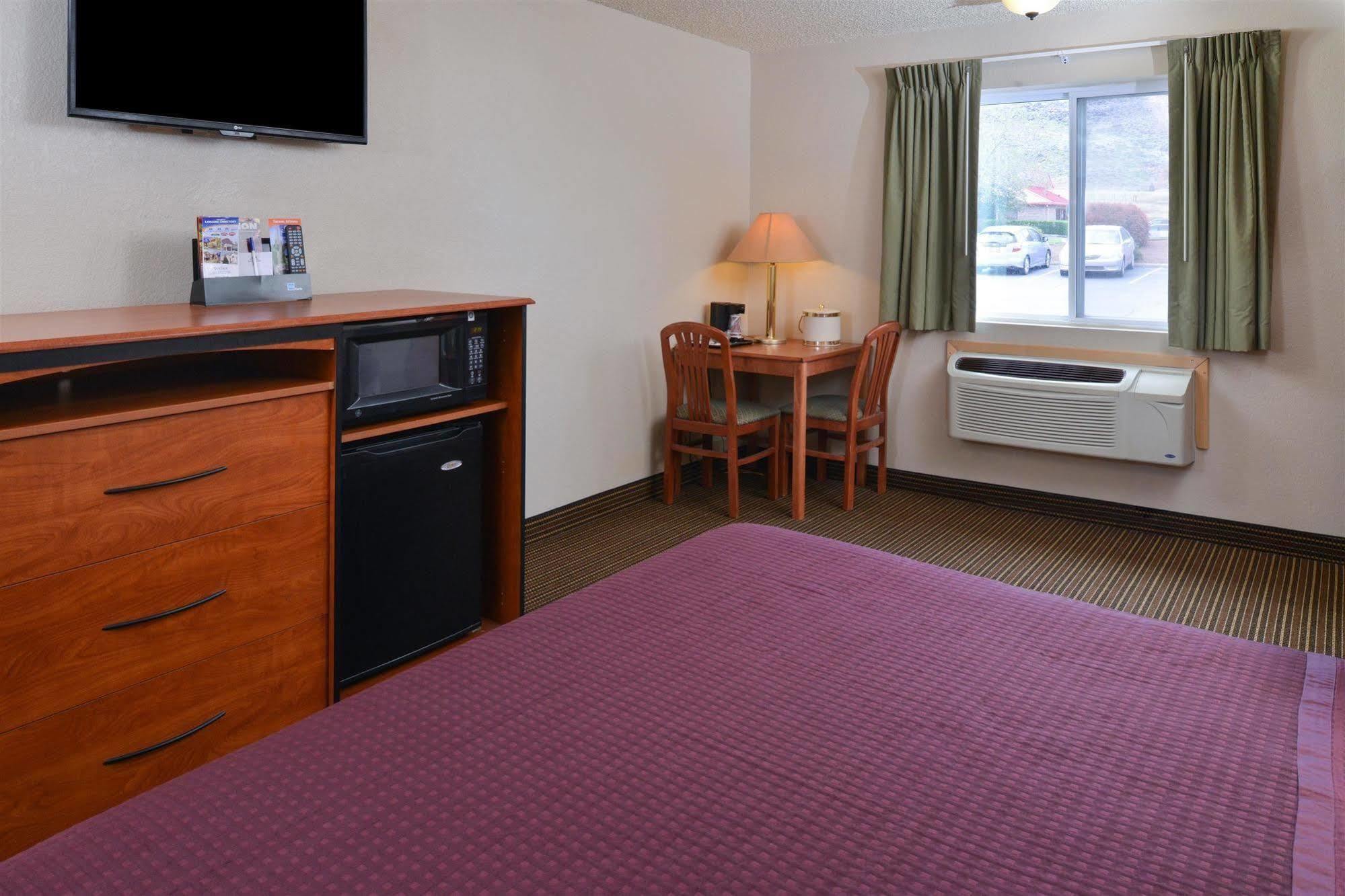 Red Roof Inn St George Ut - Convention Center セントジョージ エクステリア 写真